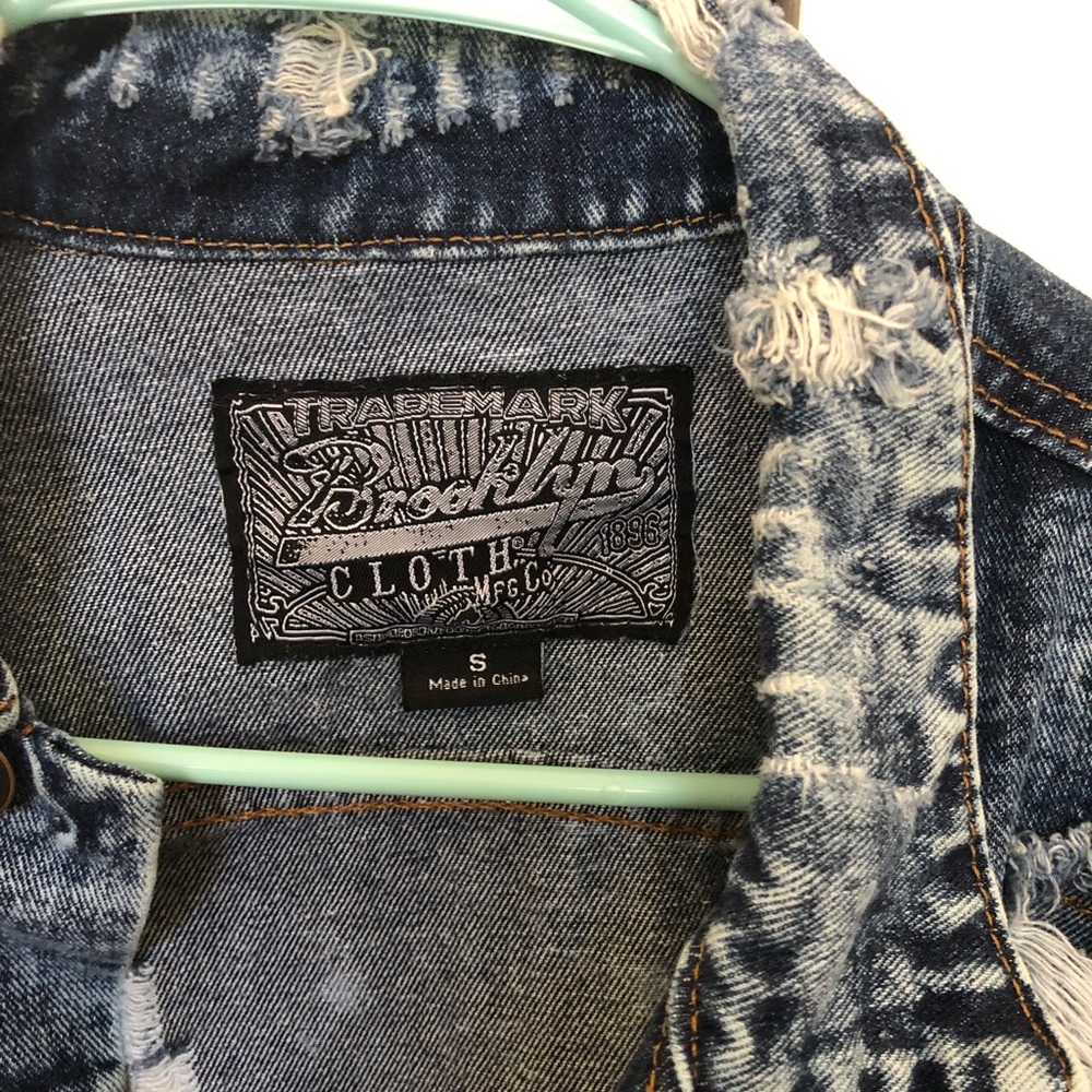 Jean Jacket - Picture 3 of 4